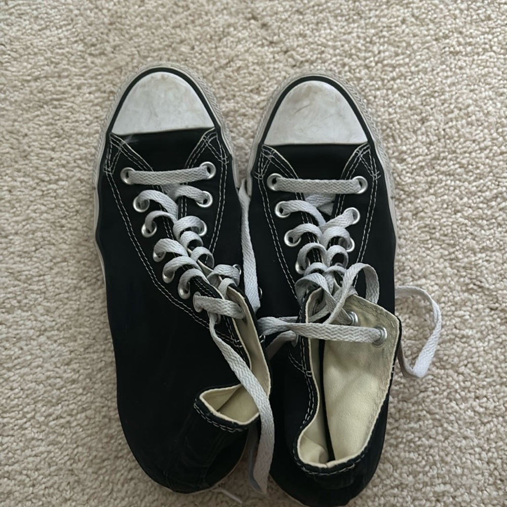 black and white converse